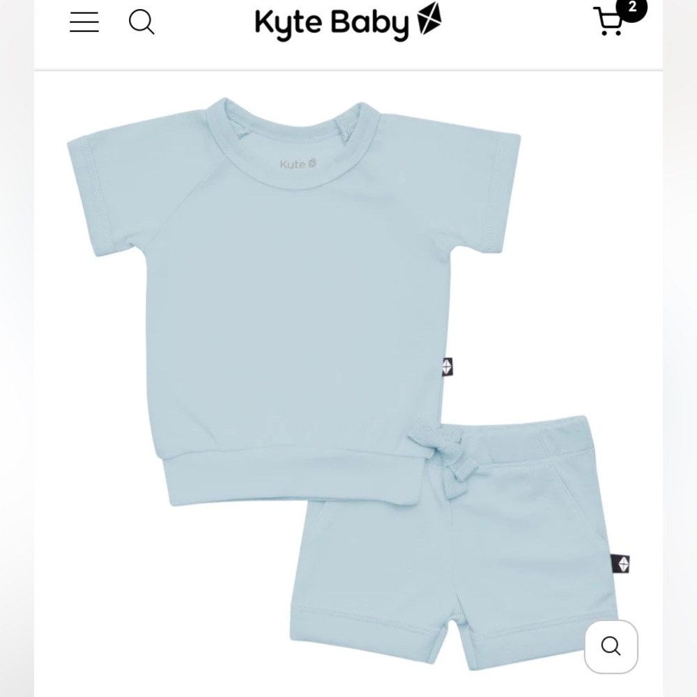Kyte BABY Light Blue Short Sleeve Top & Shorts Set 4T